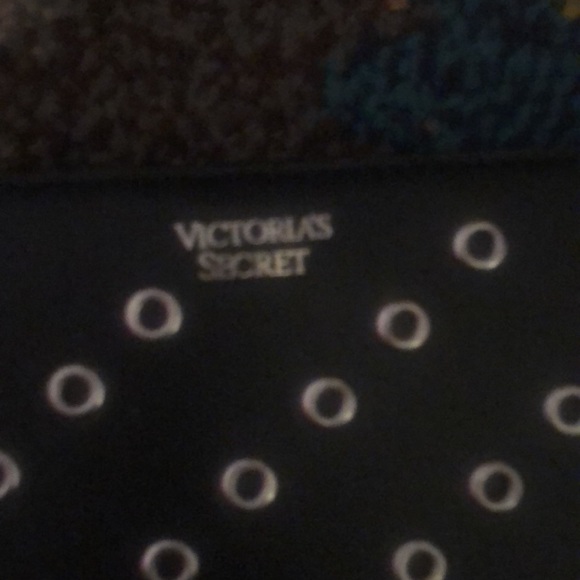 Victoria Secret Design Wallet - Picture 2 of 2